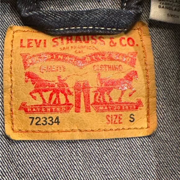 Levi’s Mens Size Small Classic Denim Jacket in 100% Cotton - Picture 4 of 9